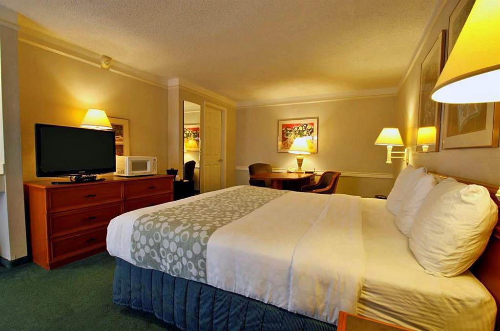 Red Roof Inn Plano Quarto foto
